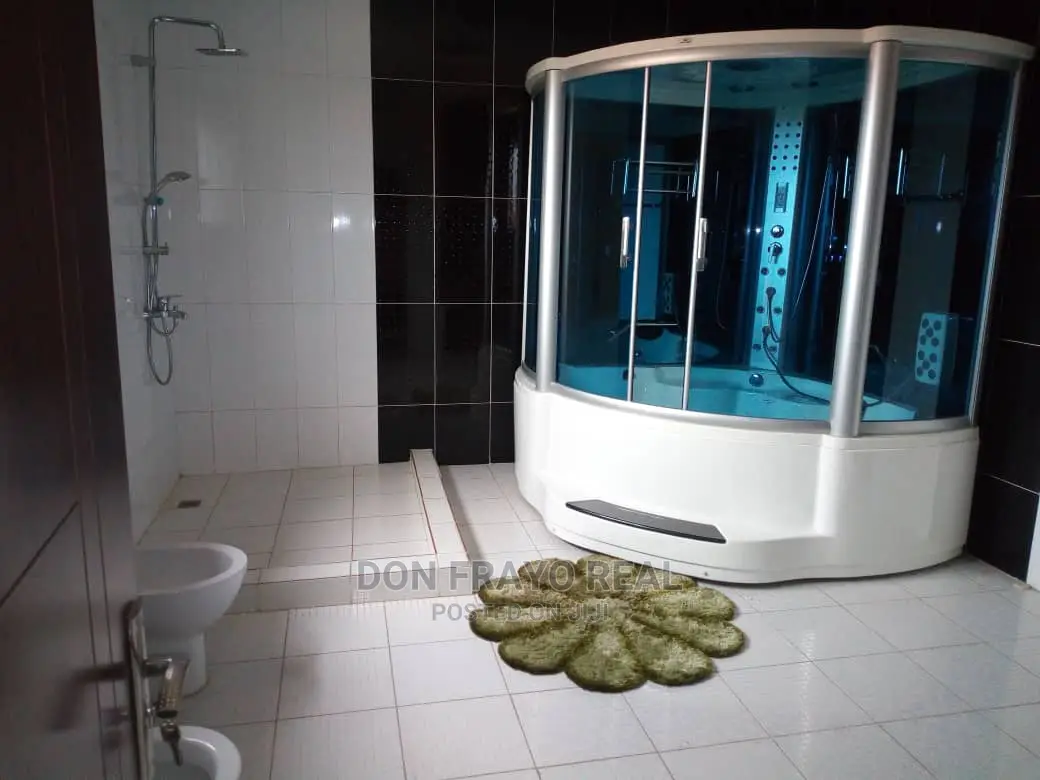 6 Bedrooms Duplex Short Let Self Compound at Bodija Estate