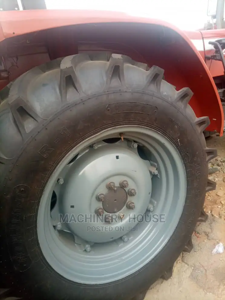 Massey Ferguson Tractors 385 375