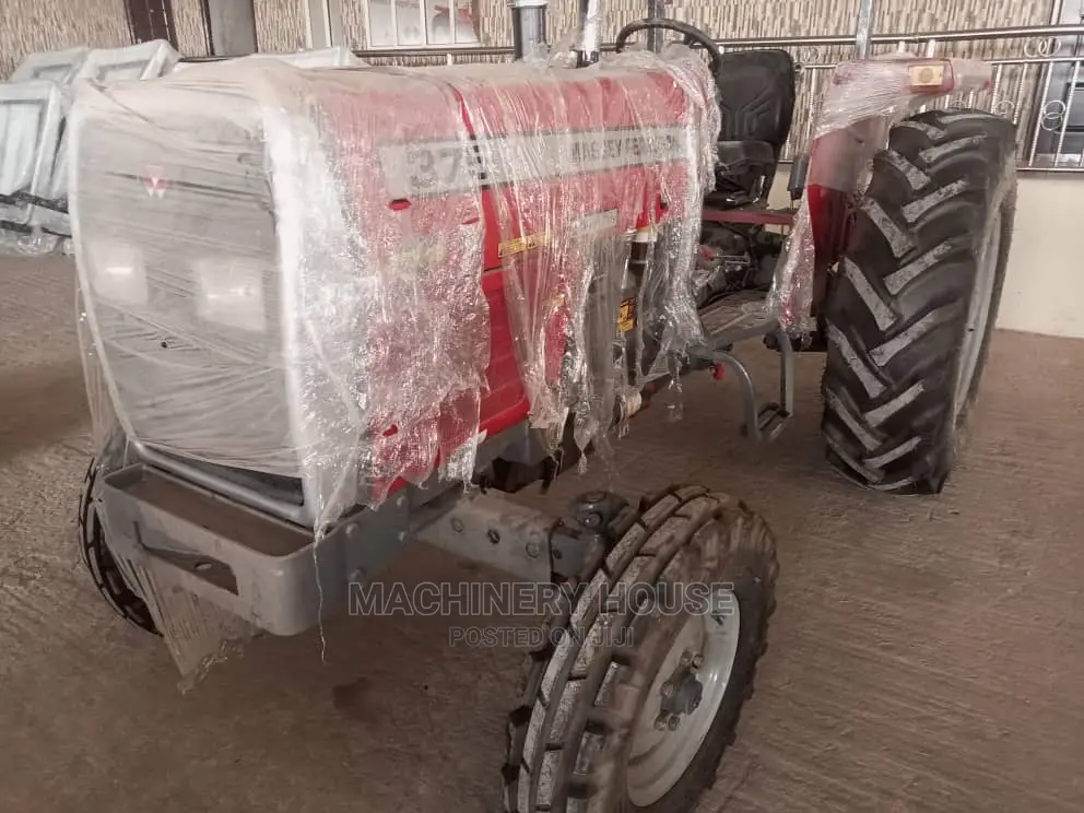 Massey Ferguson Tractors 385 375