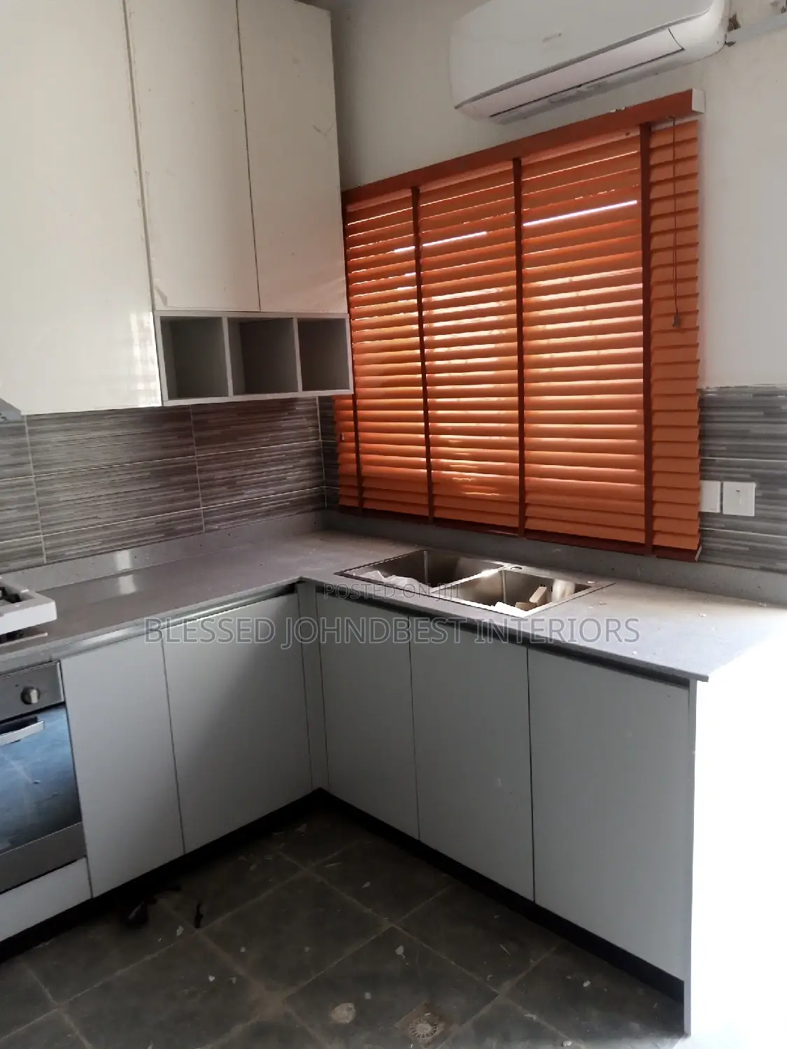 Venetian Kitchen's Window Blinds