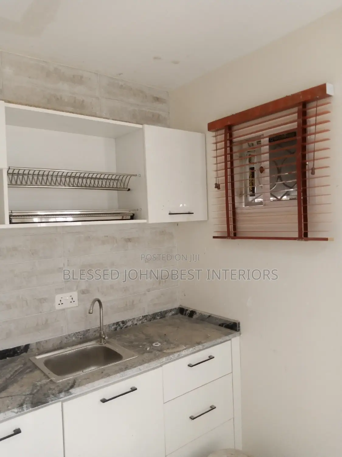 Venetian Kitchen's Window Blinds