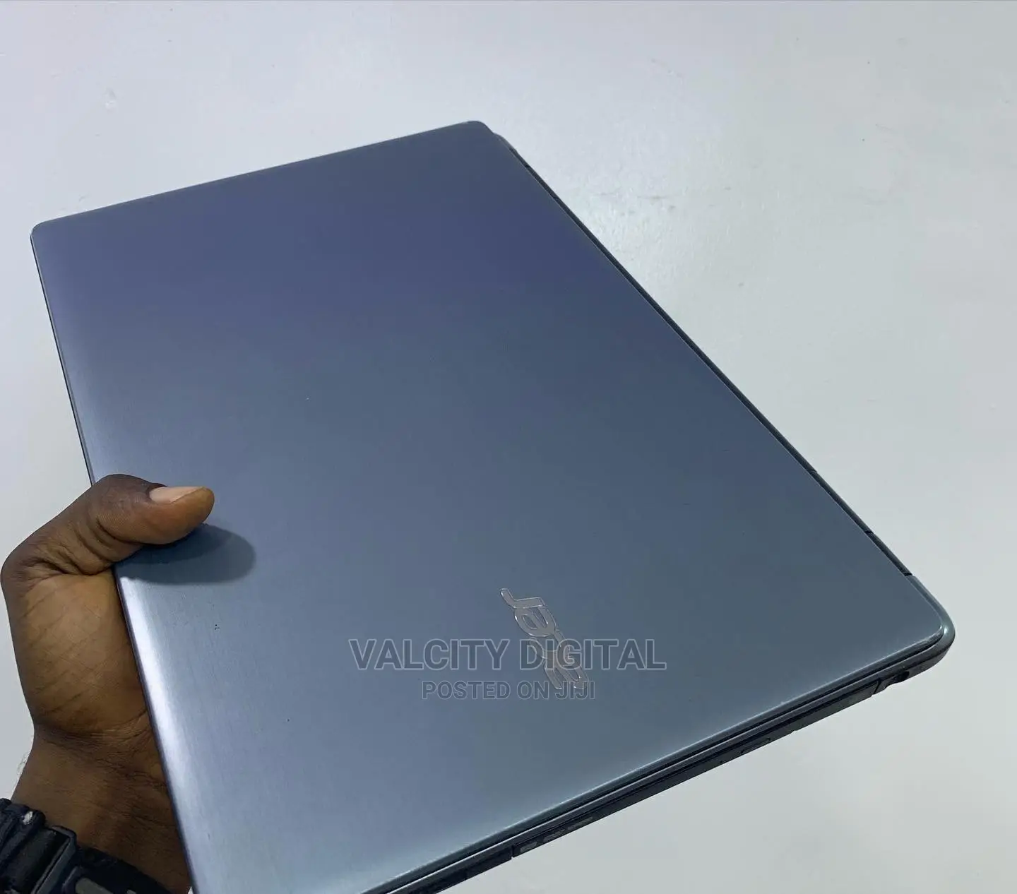 Laptop Acer Aspire E5-571 8GB Intel Core I5 HDD 500GB