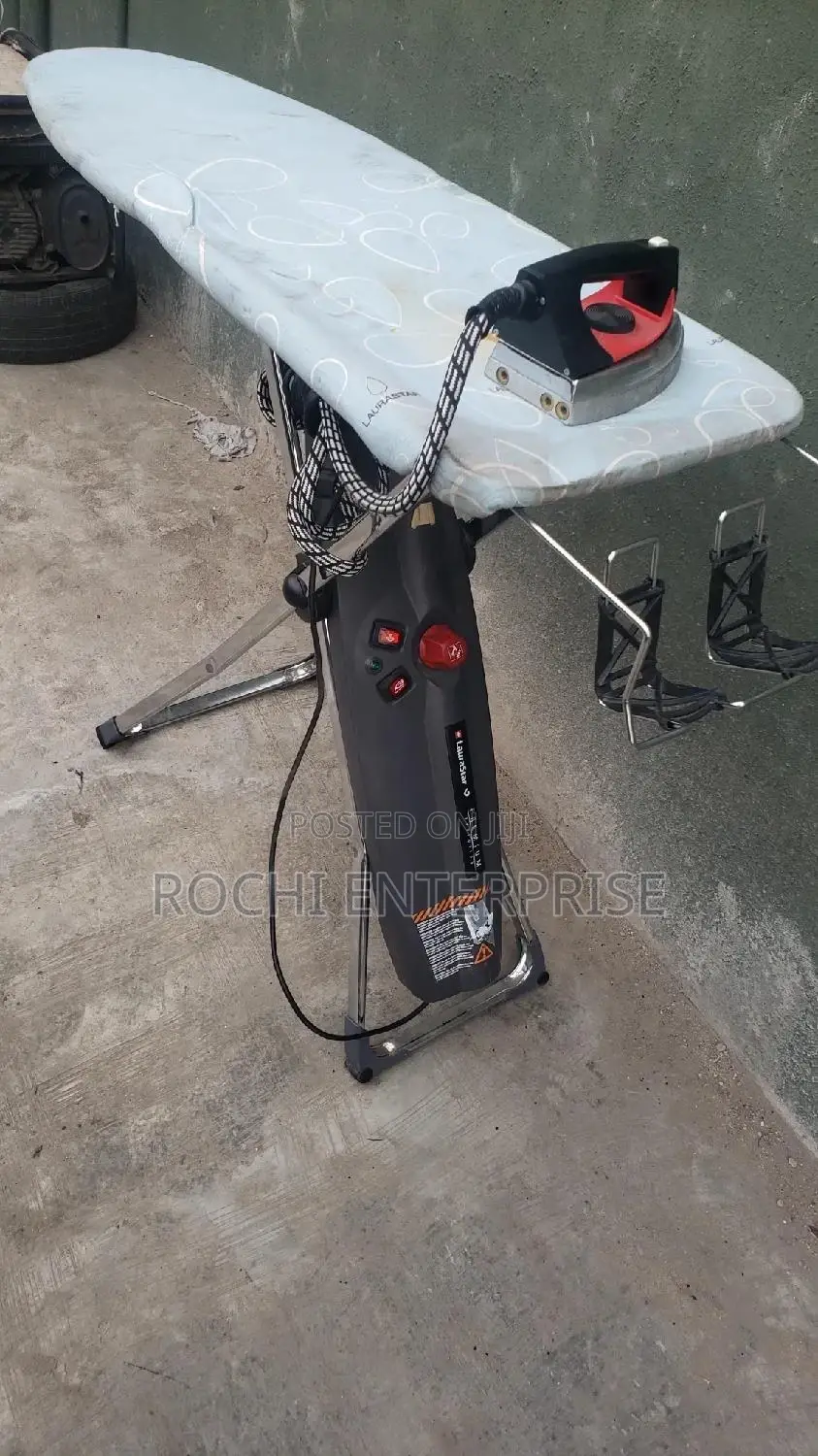 Industrial Iron With Table , Finishing Table