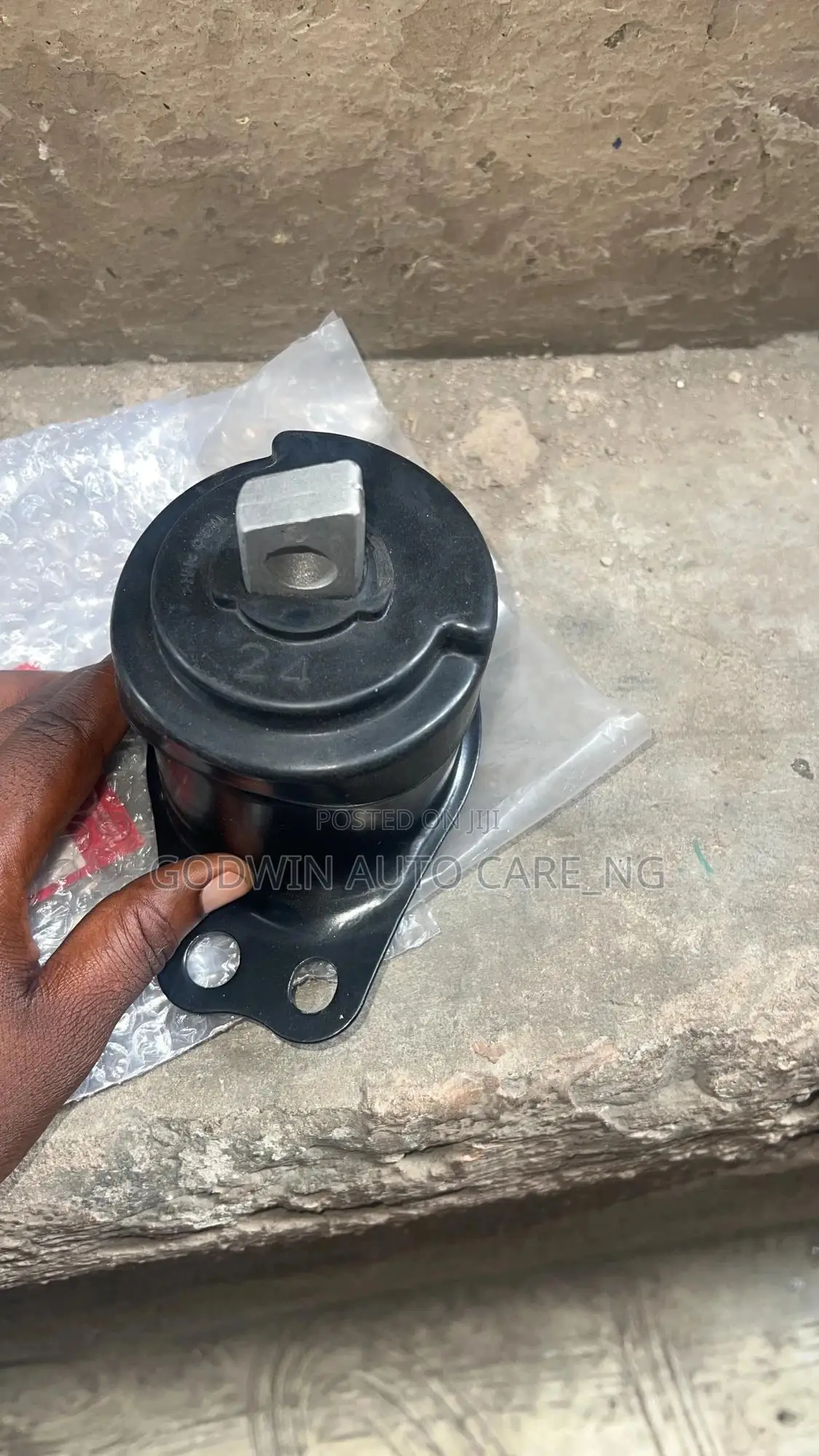 Side Engine Sitting 2014 Honda Accord