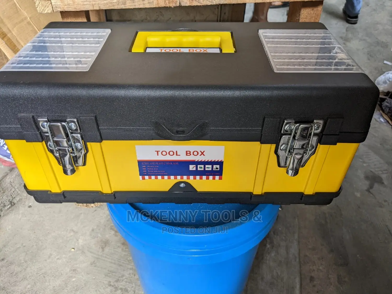 PROFFESIONAL Plastic Empty Tool Box