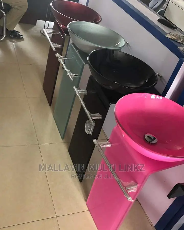 Glass Dinning Basins With Mirrors
