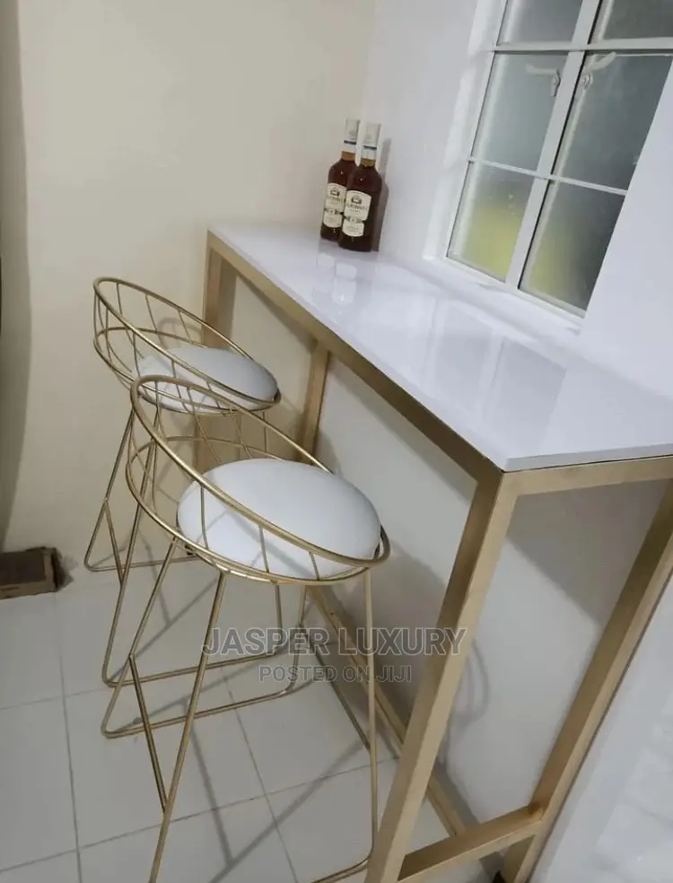 Cocktail Table