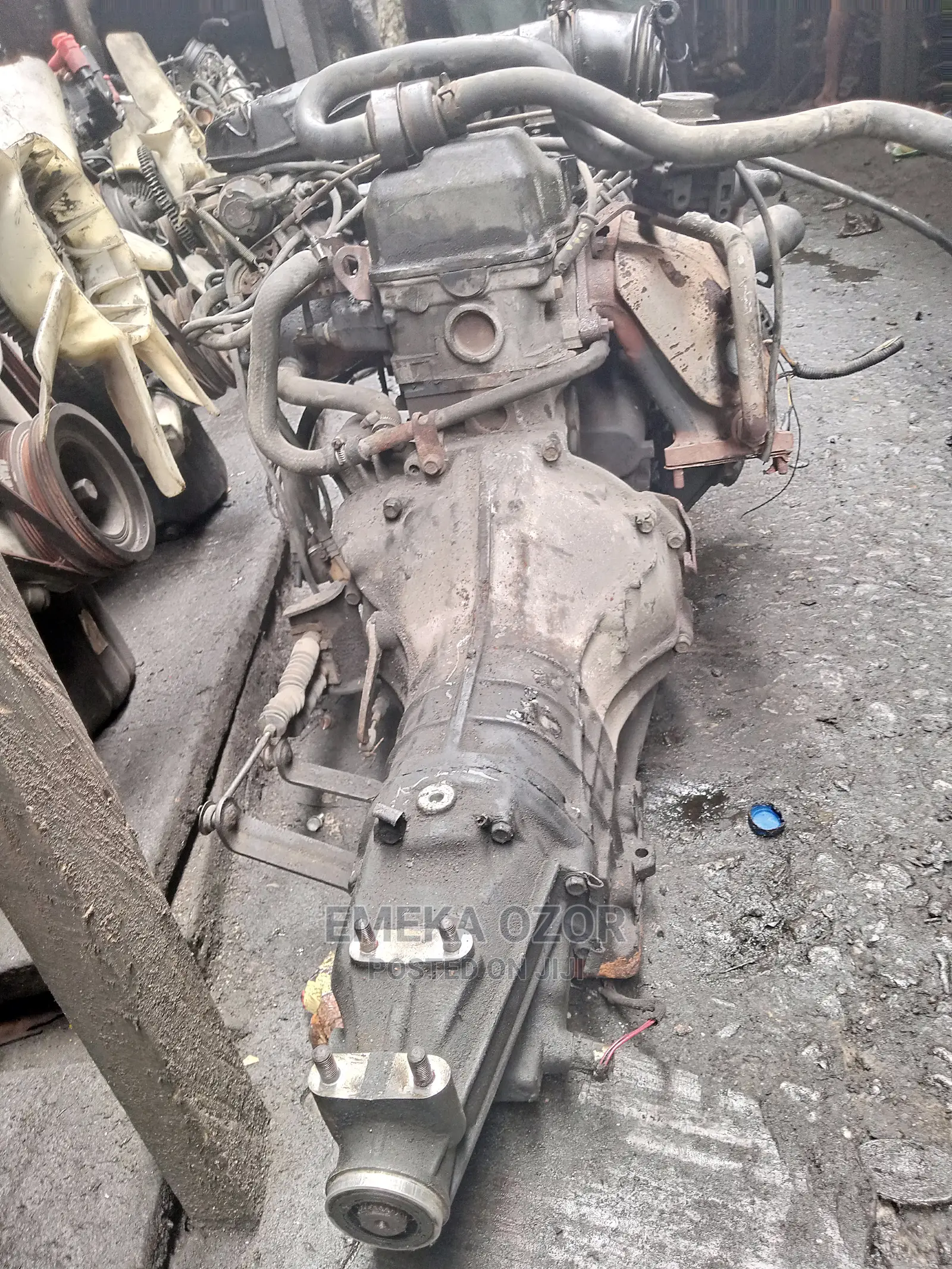 Mitsubishi L300 G463 Engine Bus 4 Plugs