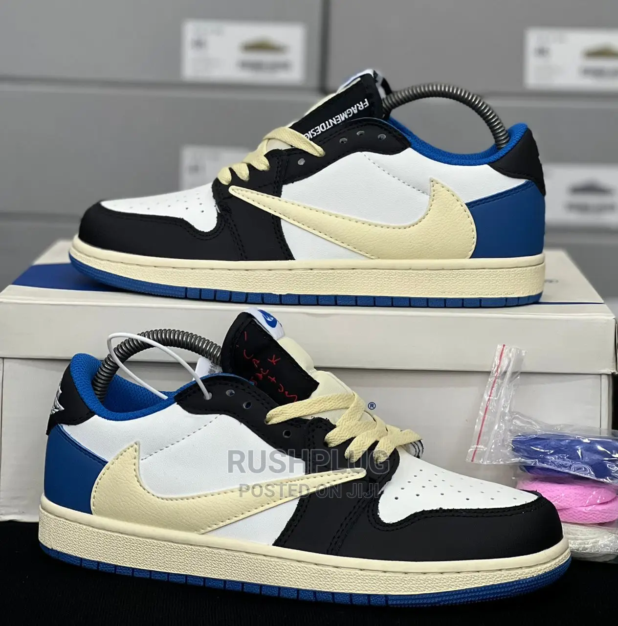 Air Jordan 1 Low Fragment Design X Travis Scott
