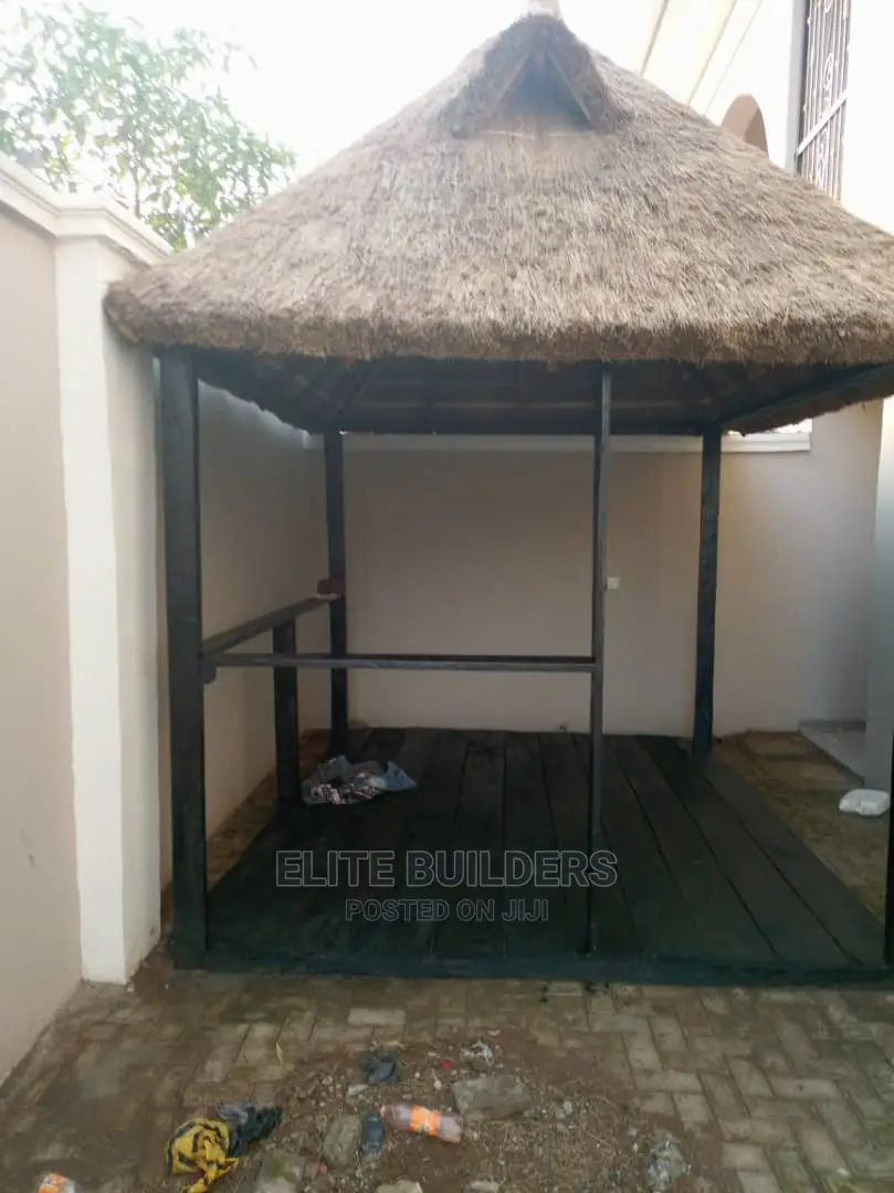 Lovely Bush Bar Hut