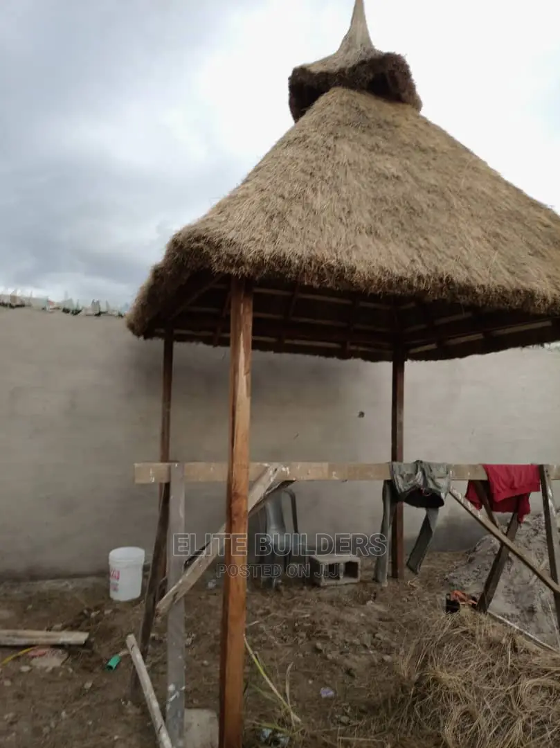 Premium Gazebo Hut