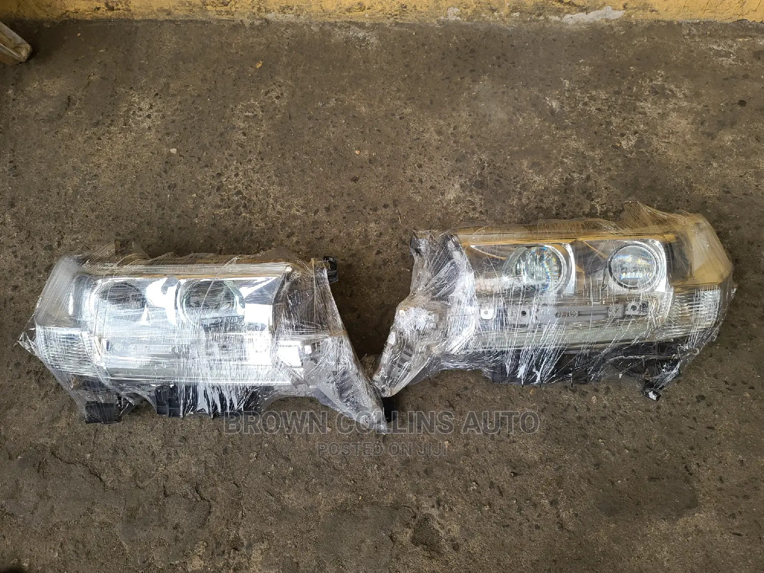 Headlamp Landcruiser 2017-2020 Original Toyota