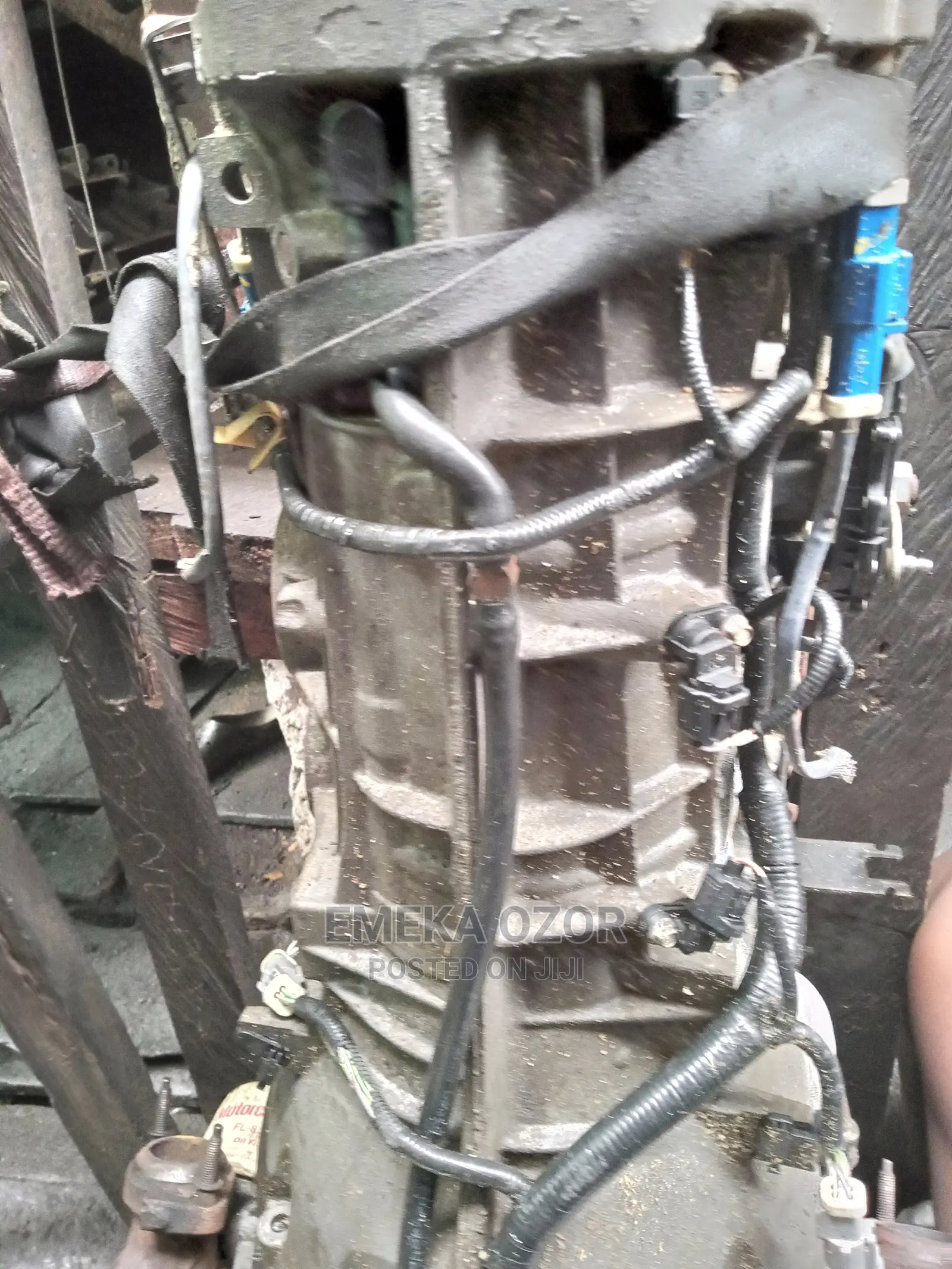 Ford Explorer Gear Box 2wheel Drive 3 Sensor 2007 Model