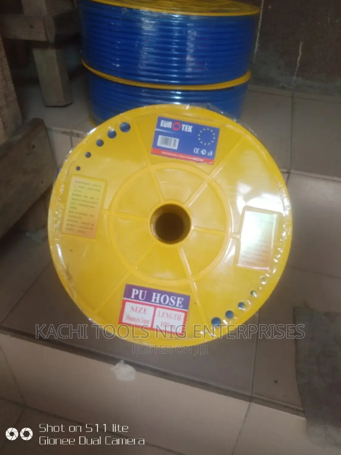 8mm X 100 )Air Hose