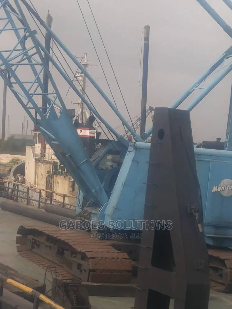 150 Tons Crawler Crane