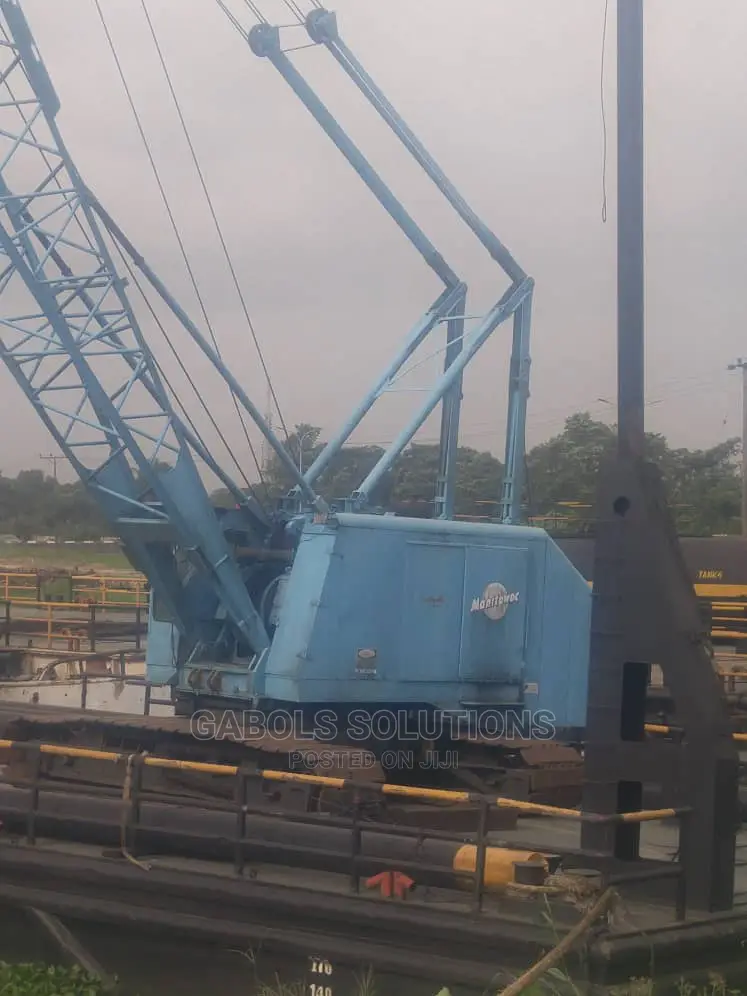 150 Tons Crawler Crane