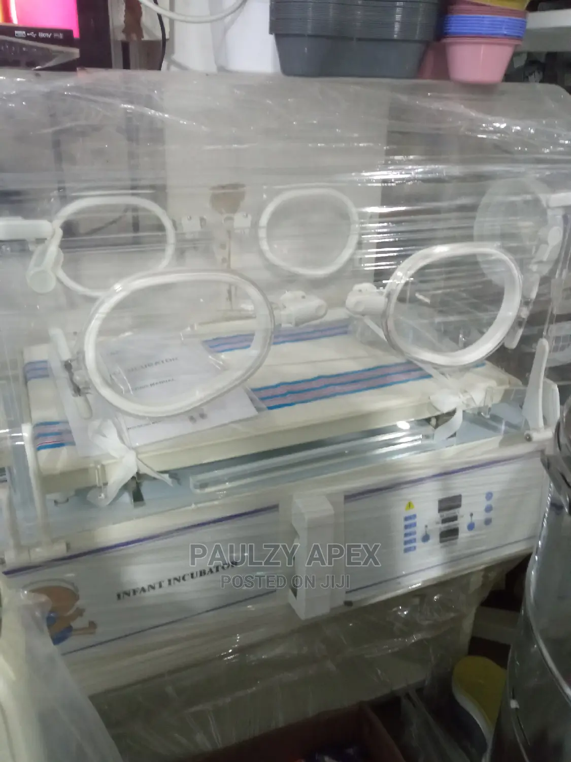 Infant Incubator