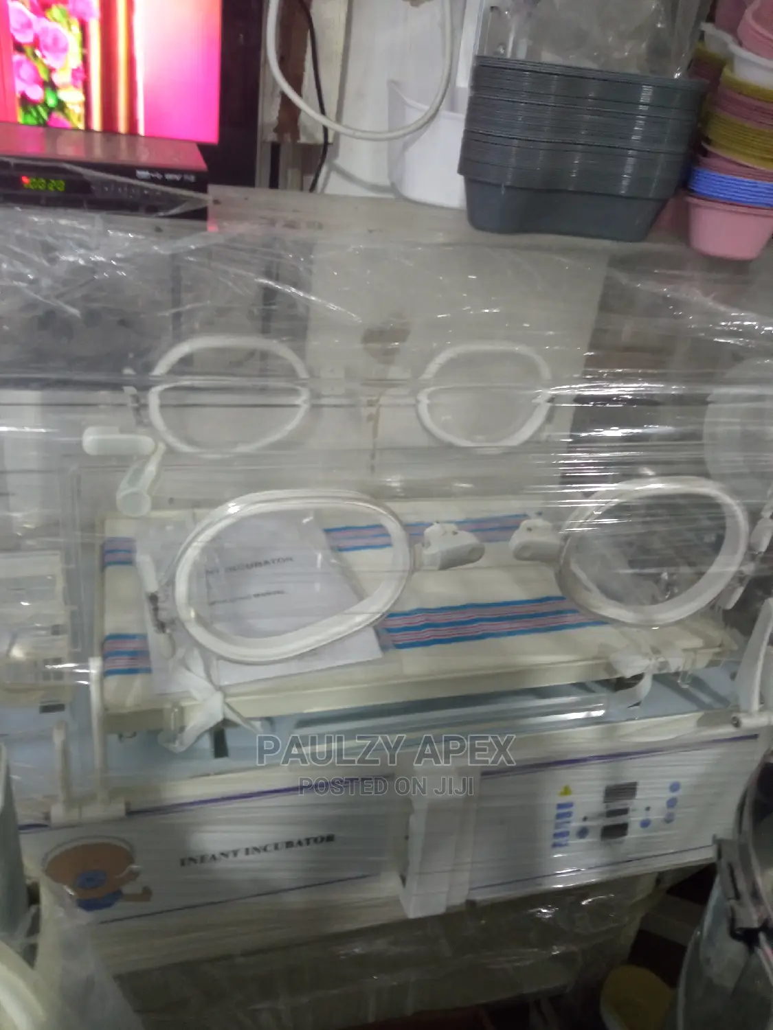 Infant Incubator