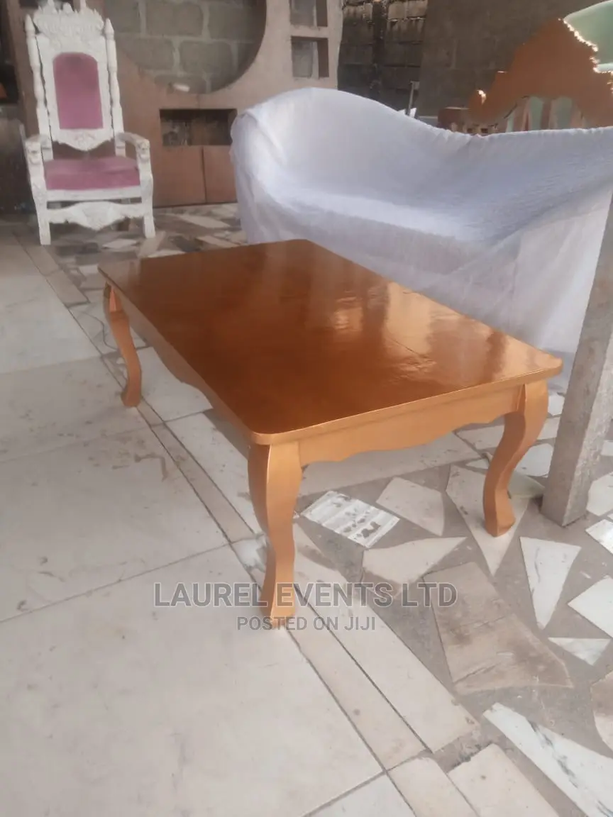 Bridal Chair and Table for Rent. Purchase Us on Preorder