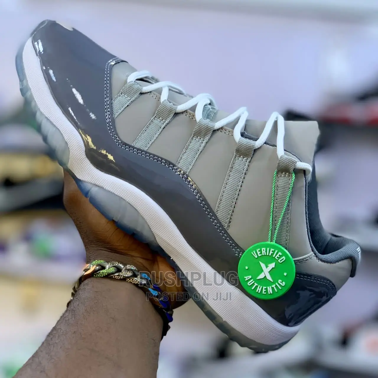 Air Jordan Xi Retro Low ‘ Cool Grey L
