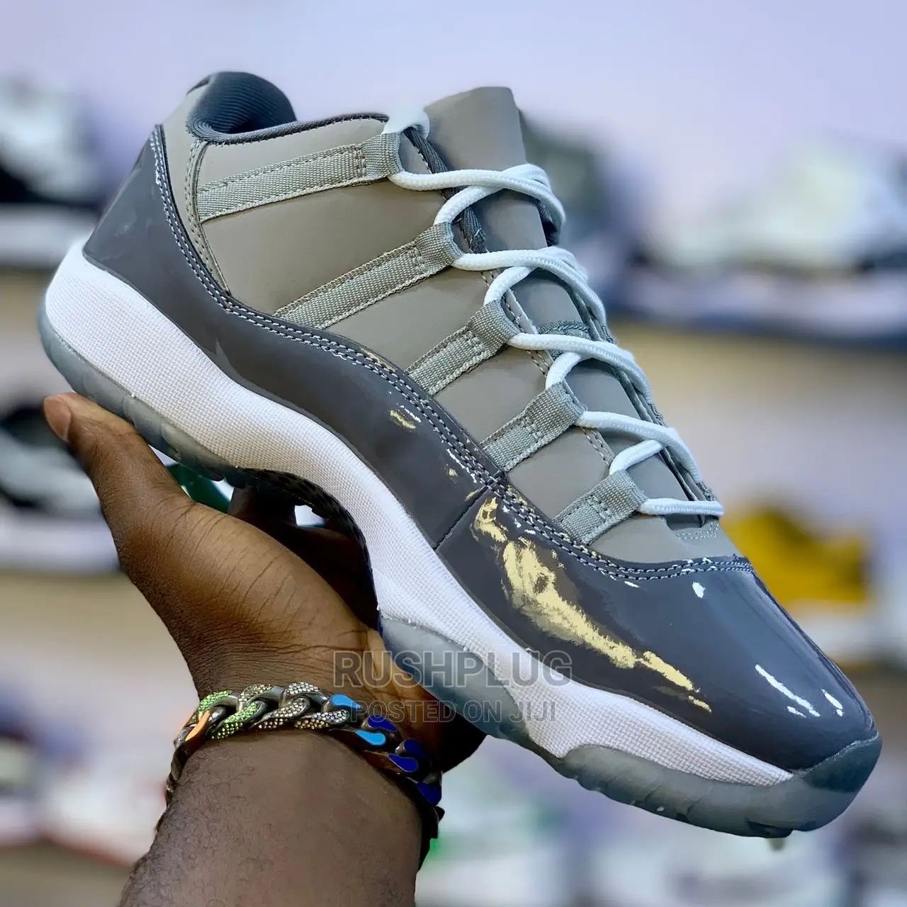 Air Jordan Xi Retro Low ‘ Cool Grey L