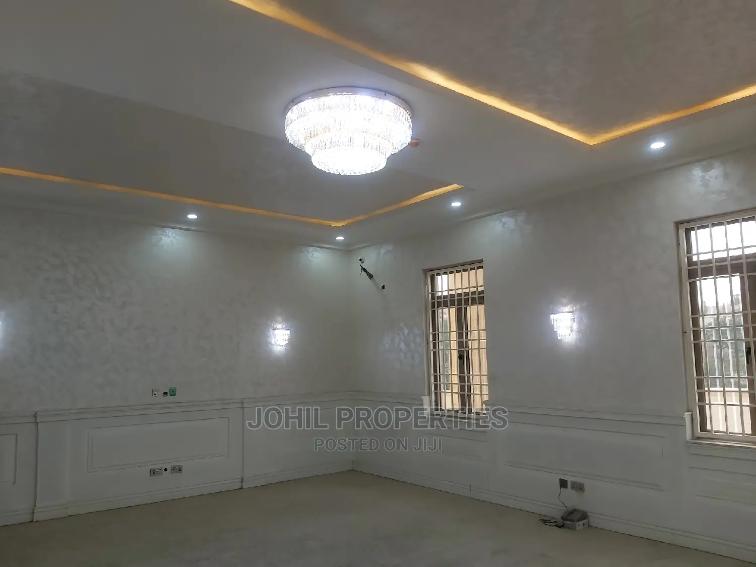 9bdrm Mansion in Maitama for sale