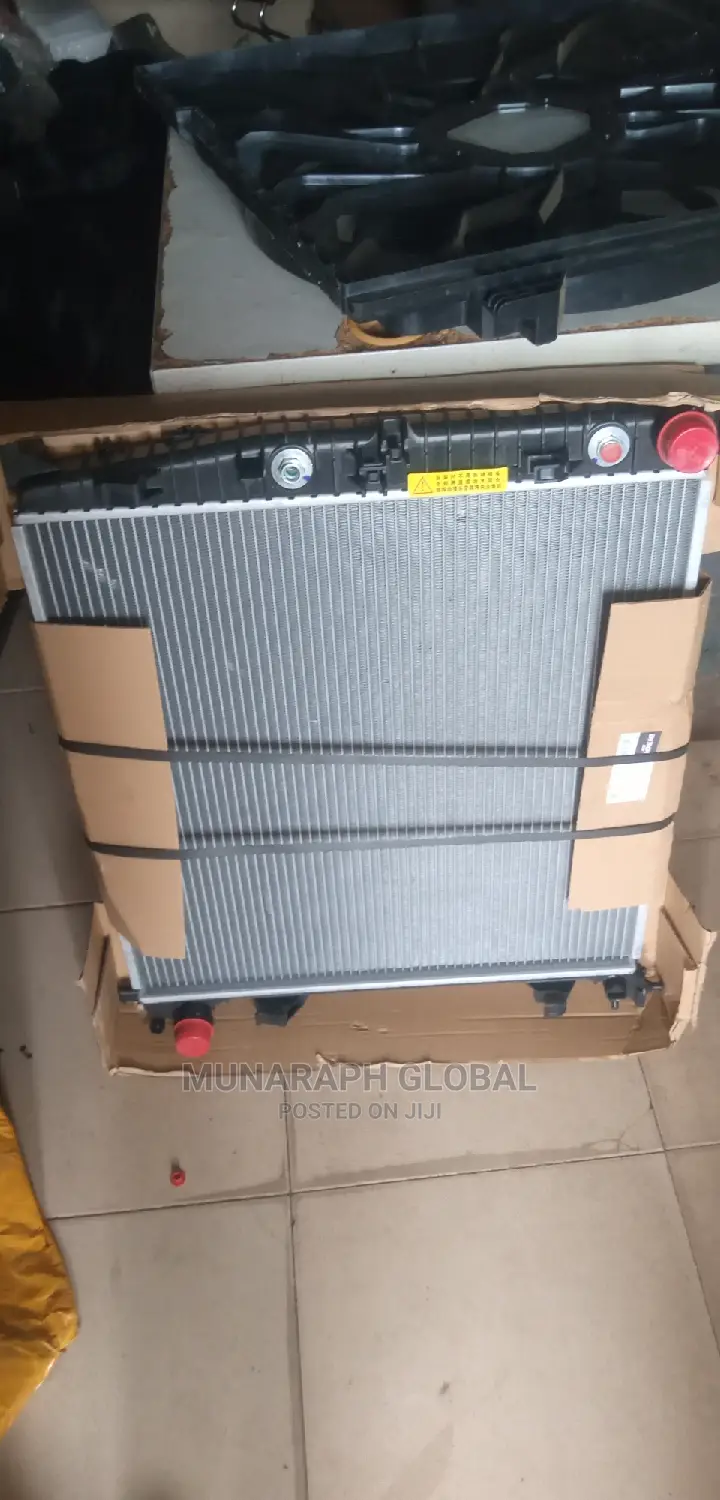Mercedes Benz GLE 350 Radiator.