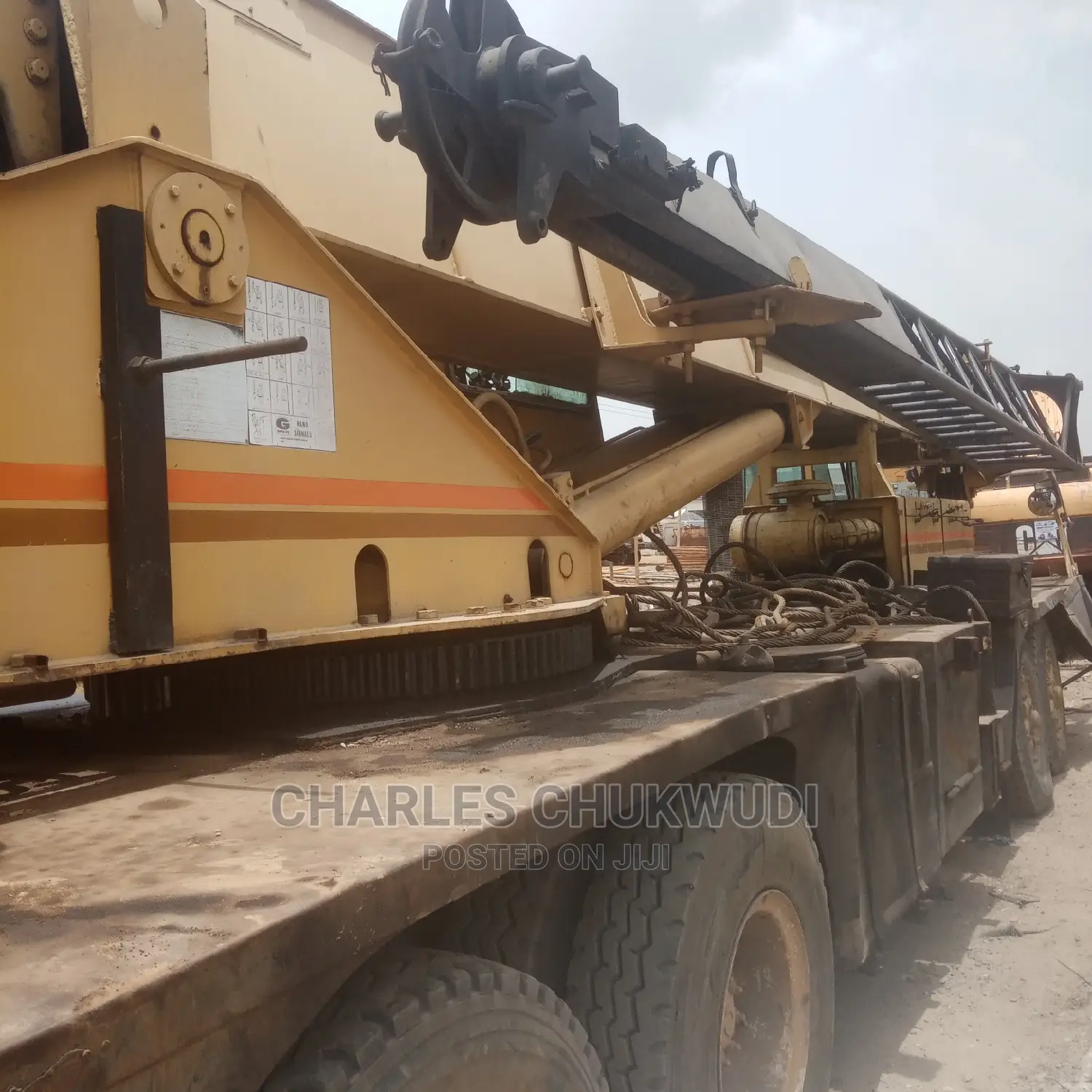 35tons Grove Motorized Crane Company Used