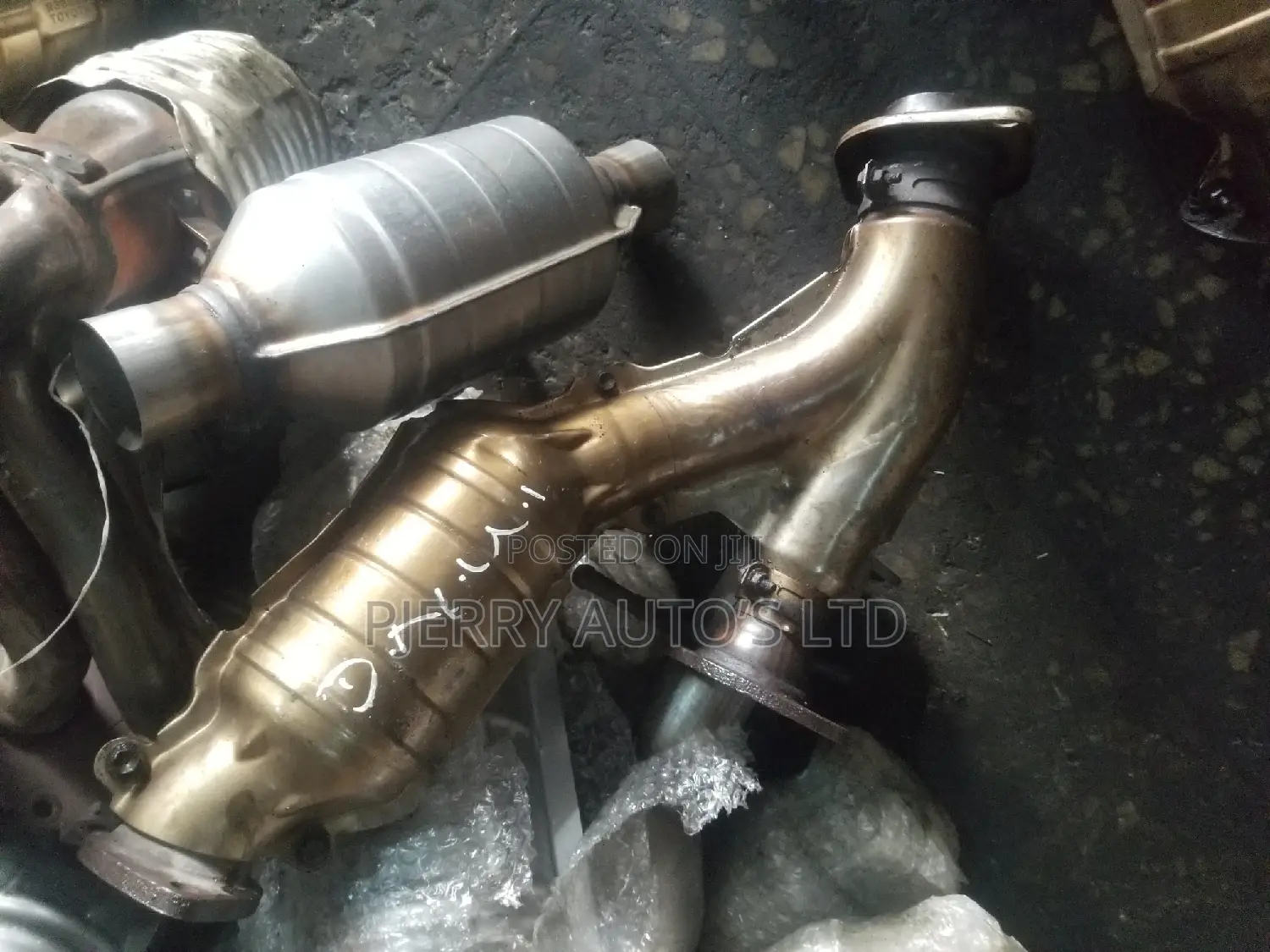 Toyota Highlander 2003/Rx 300 Catalytic Converter