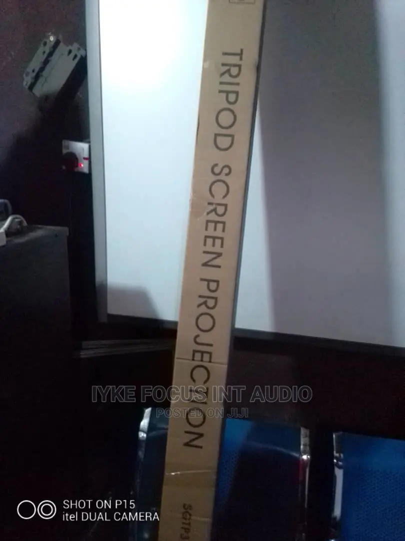 Projector Screen 72inch By72inch