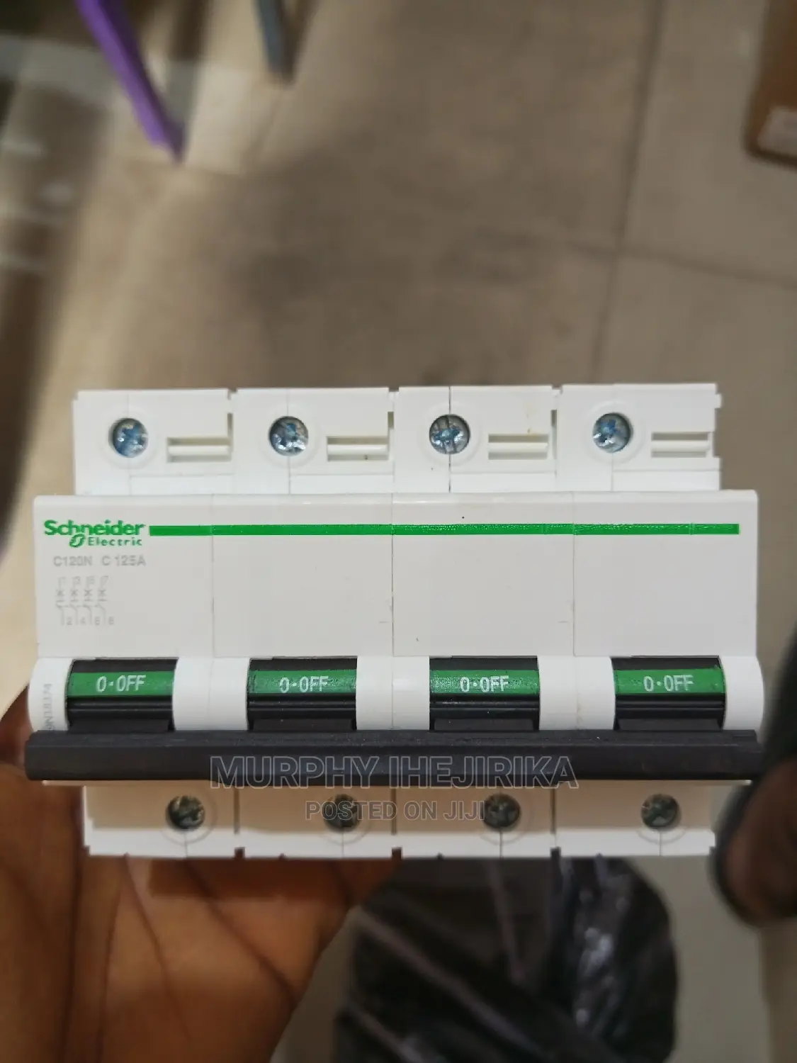 Schneider Circuit Breaker 125 Amps 4 Pole