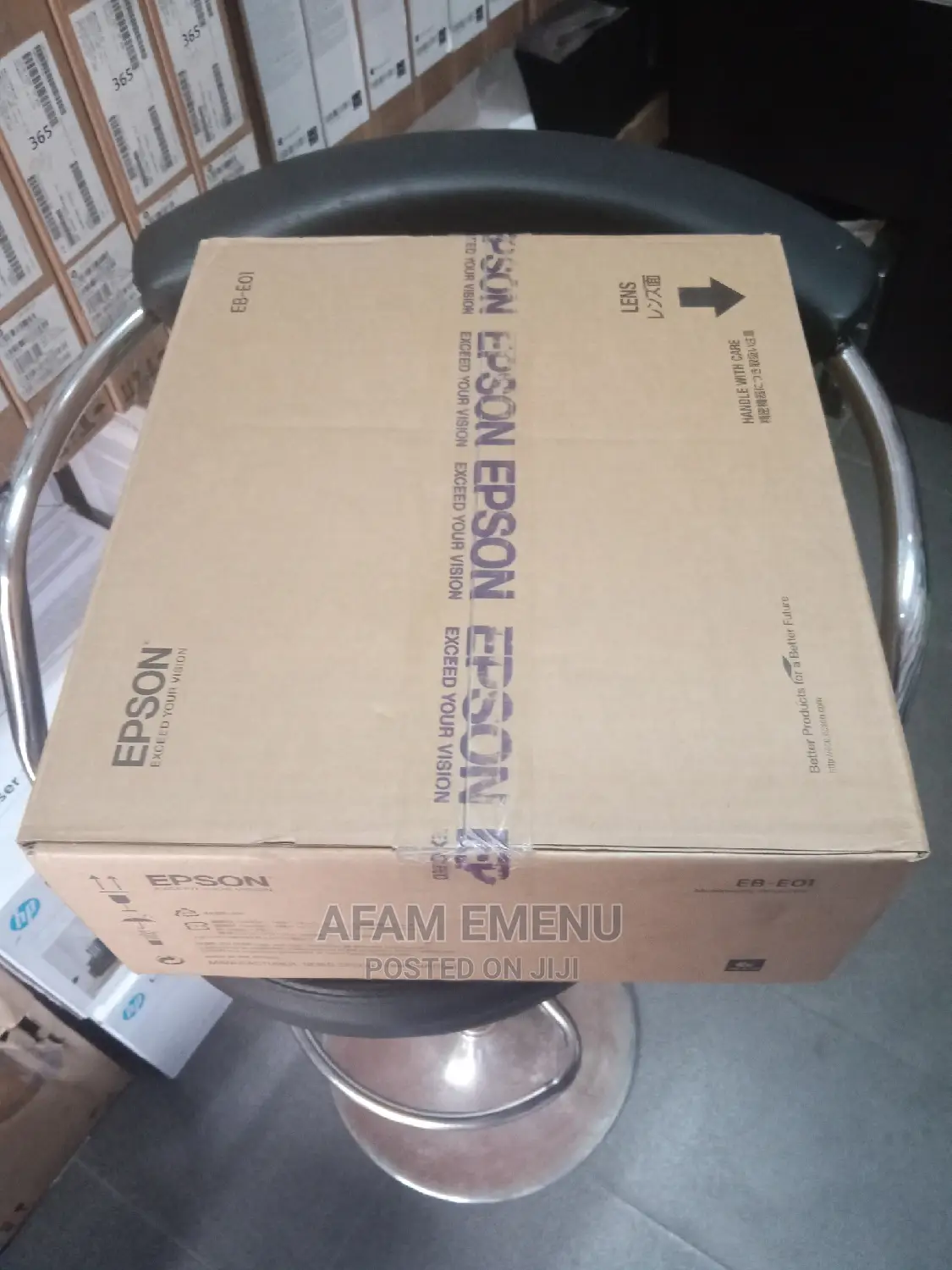 Brand New Projector Epson Eb-E01 3300 Lumens