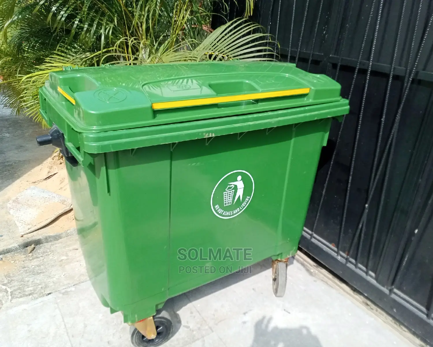 660 Liter Medium Mammoth 4 Wheels Bin