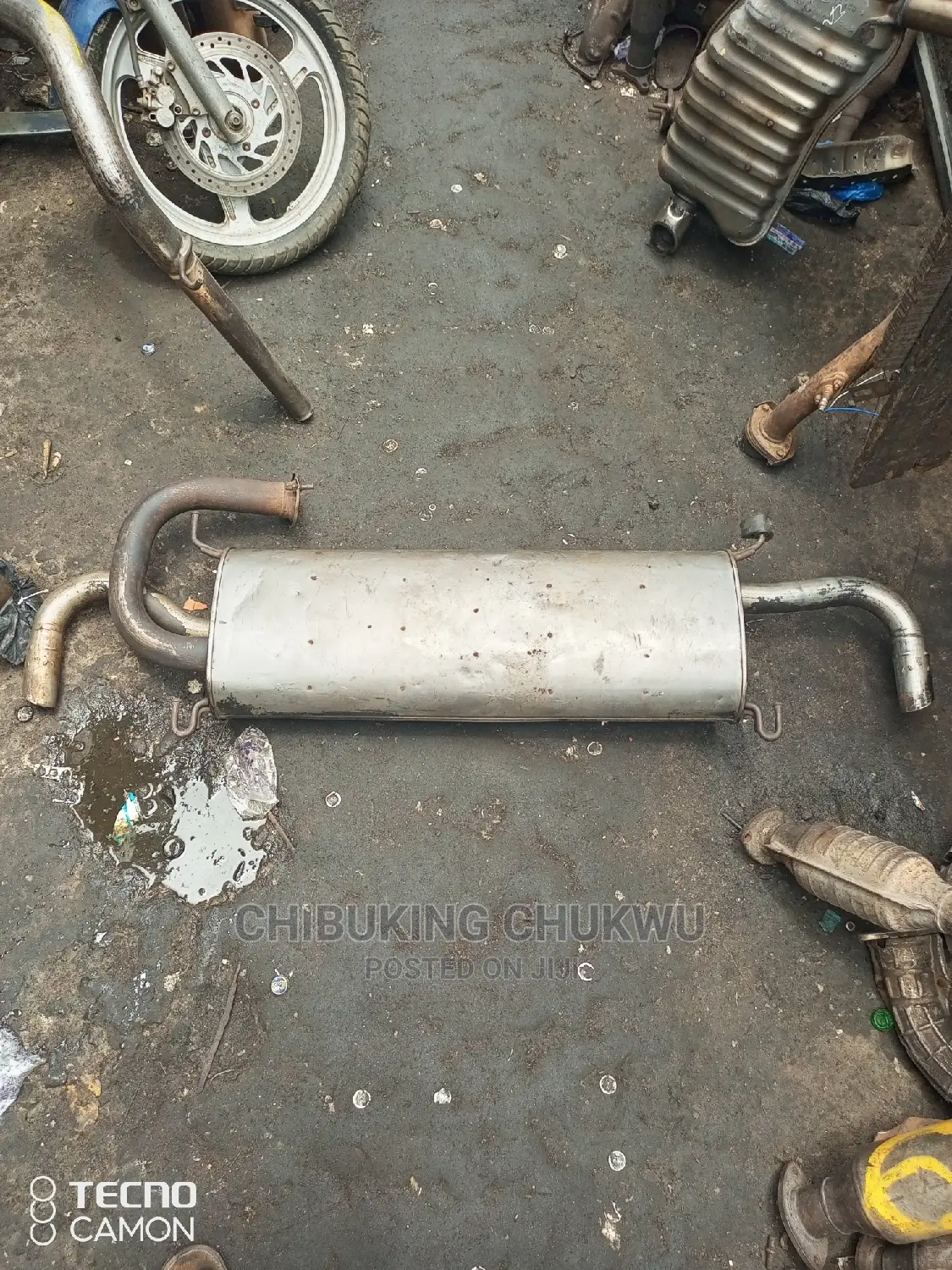 Toyota Venza V6 Back Exhaust Pot.