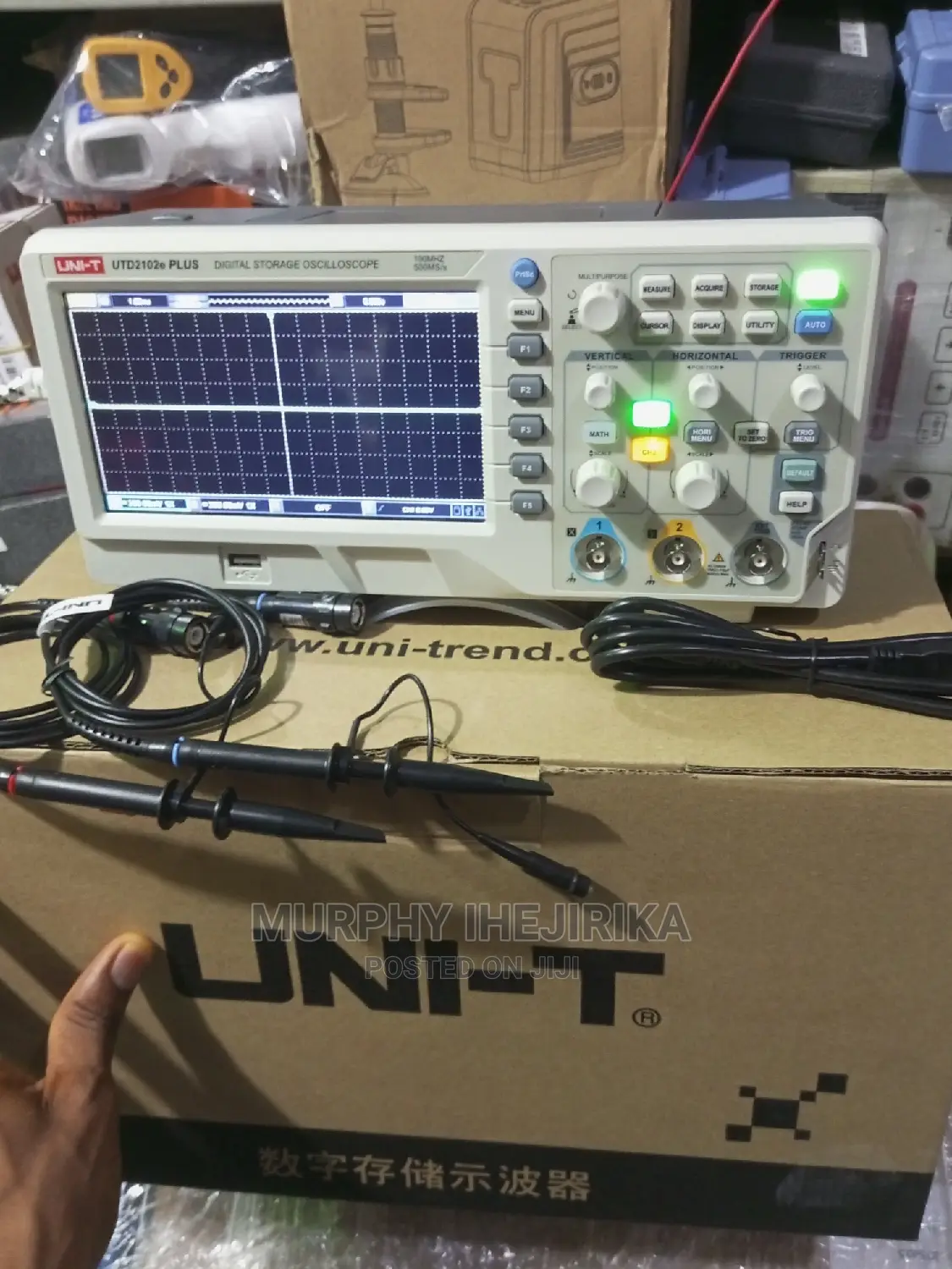 UNI-T Digital Oscilloscope USB Portable 100mhz 2 Channel