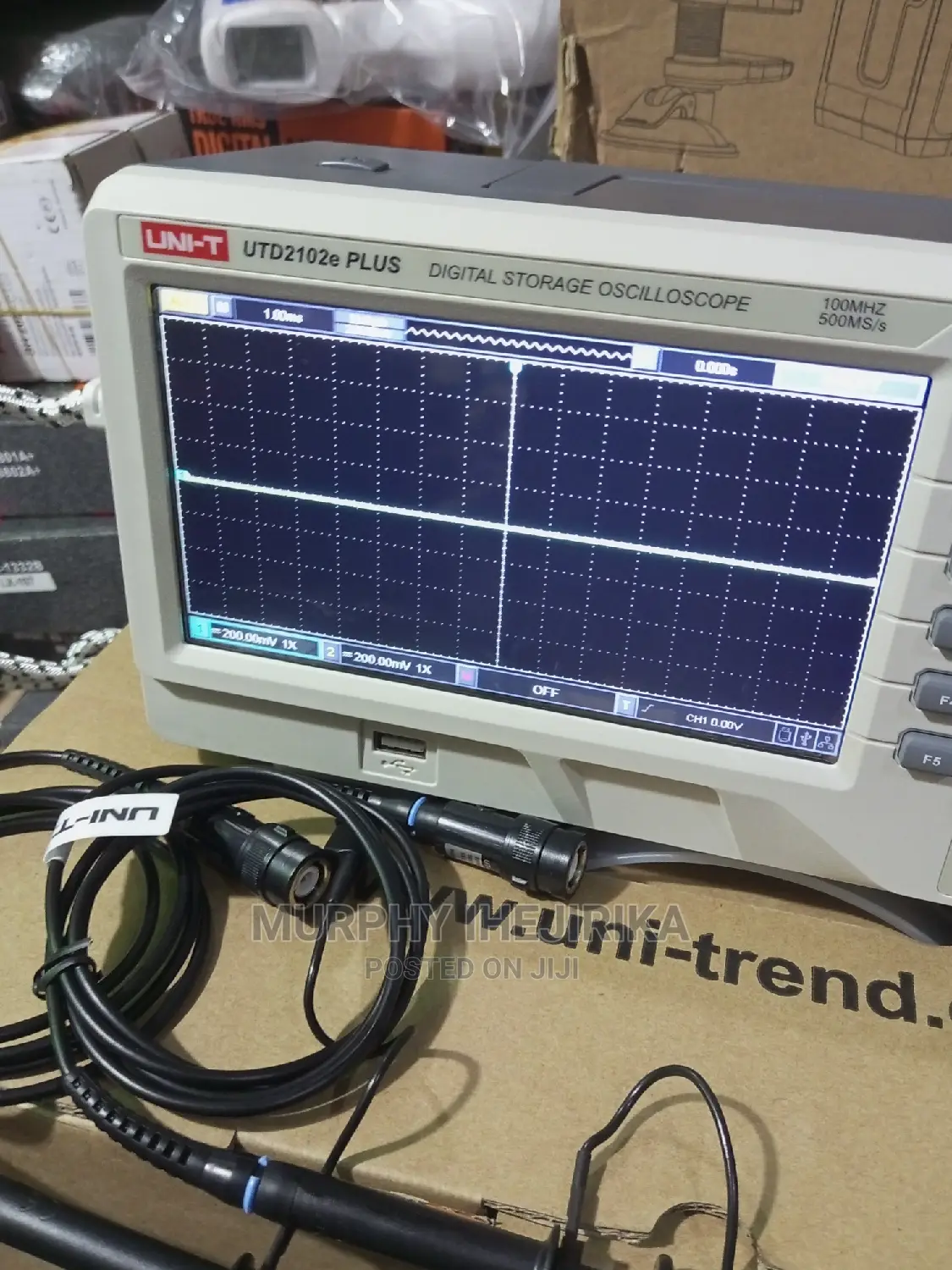 UNI-T Digital Oscilloscope USB Portable 100mhz 2 Channel