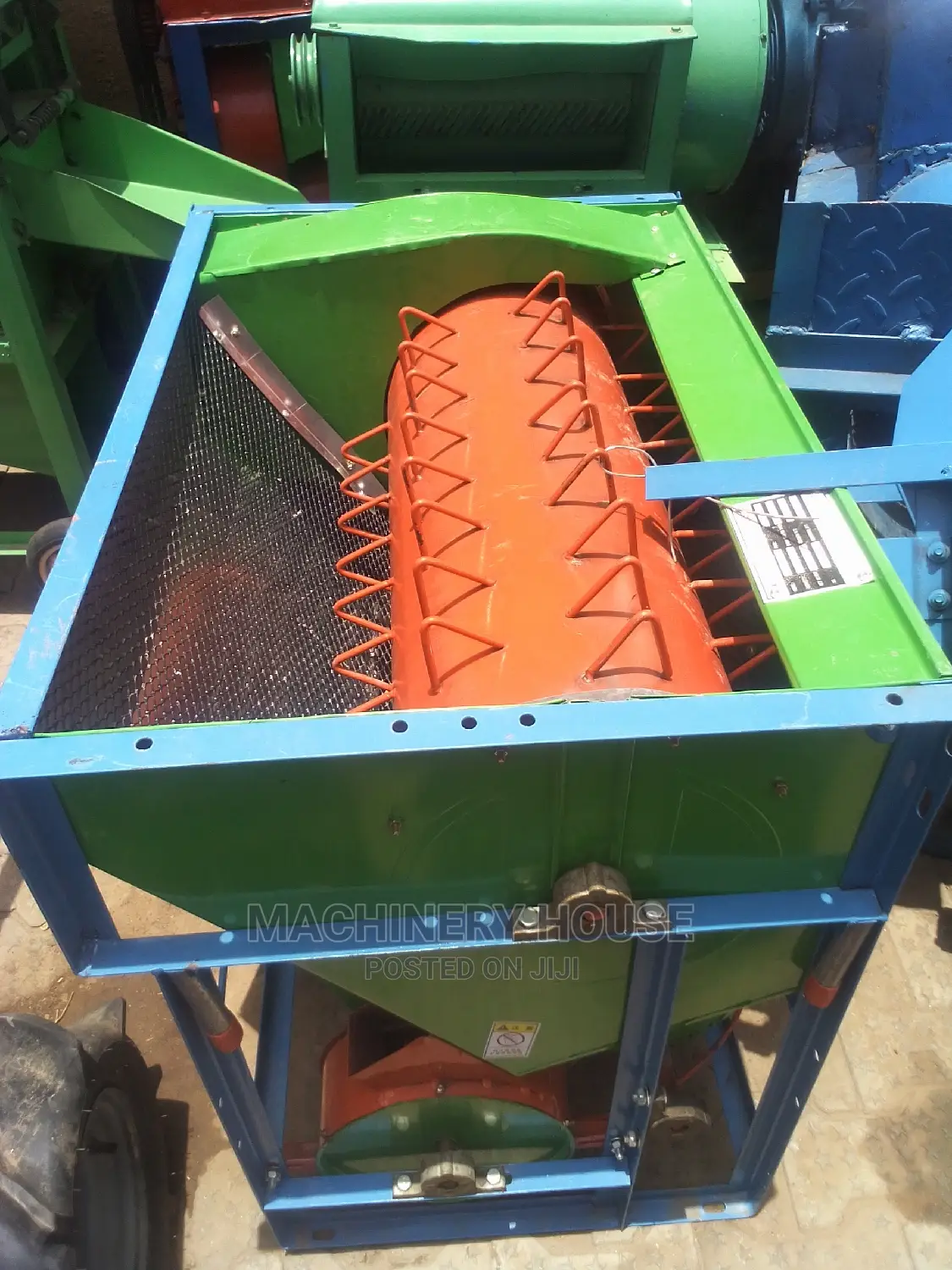 Rice and Wheat Threshers