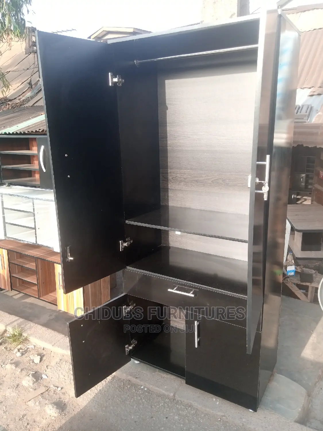#889# 32inches Quality Wardrobe