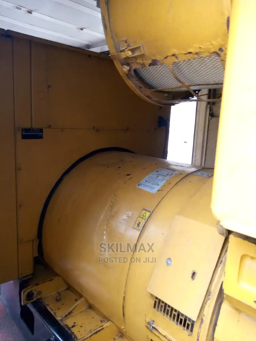 1500kva Caterpillar Soundproof Generator