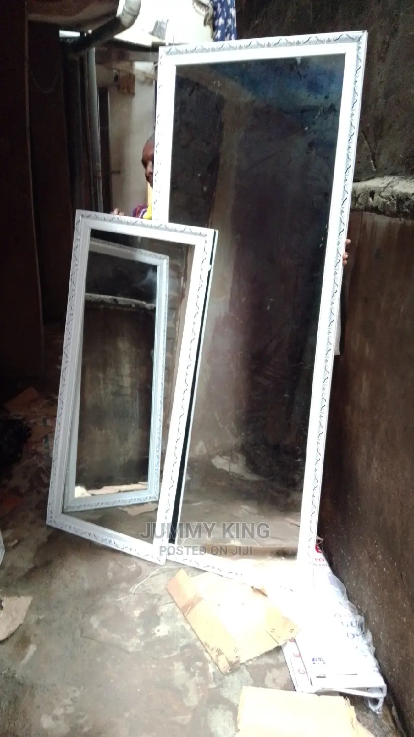 Newly Design Elegant Standing Dressing Mirror