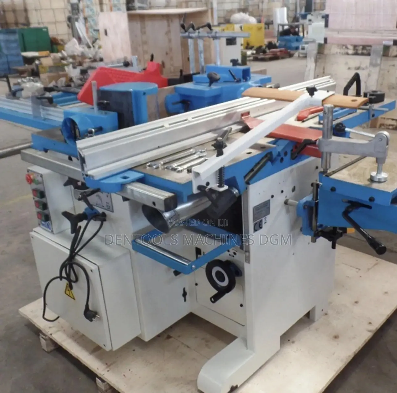 Combined Woodworking Machine