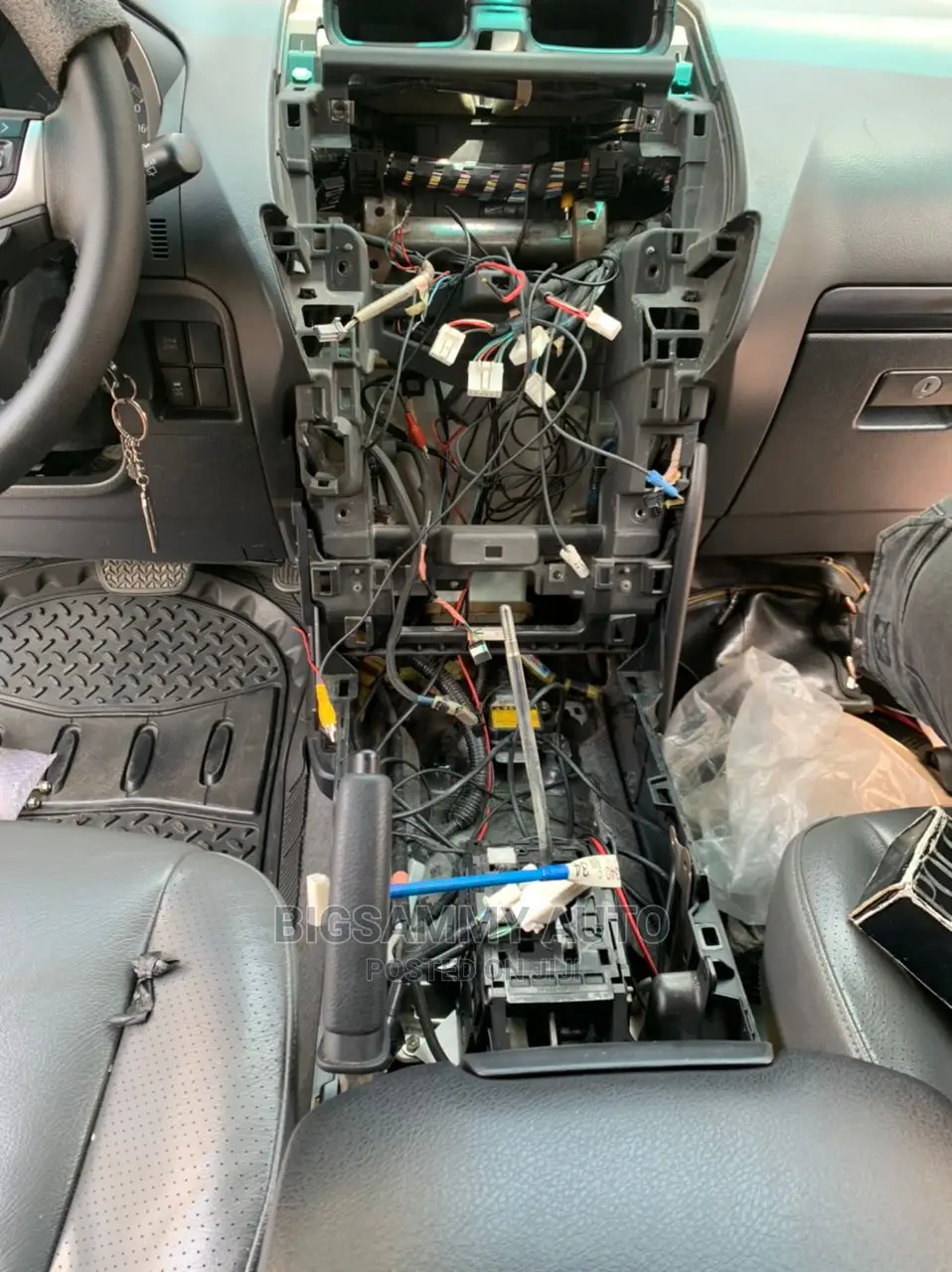 Prado2014 Navigation, Steering Wheel Console Upgradd 2020