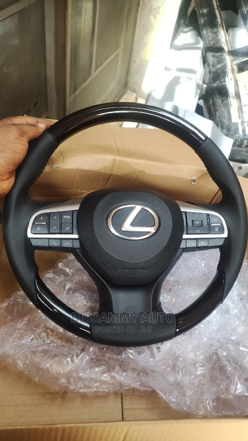 LX 570 and GX 460 Steering Wheel