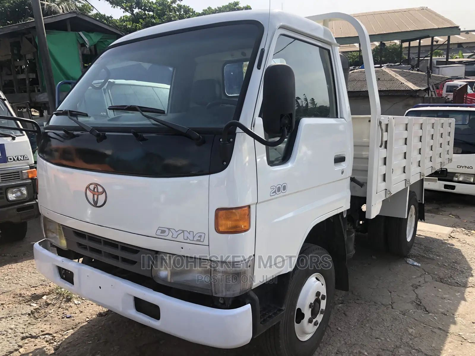 Toyota Dyna 200
