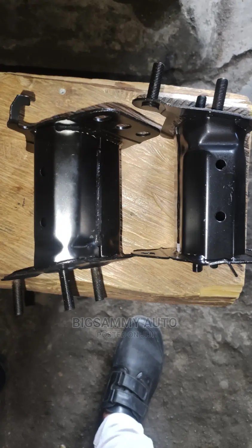 Prado, 4 Runner Front Bumper Mouth