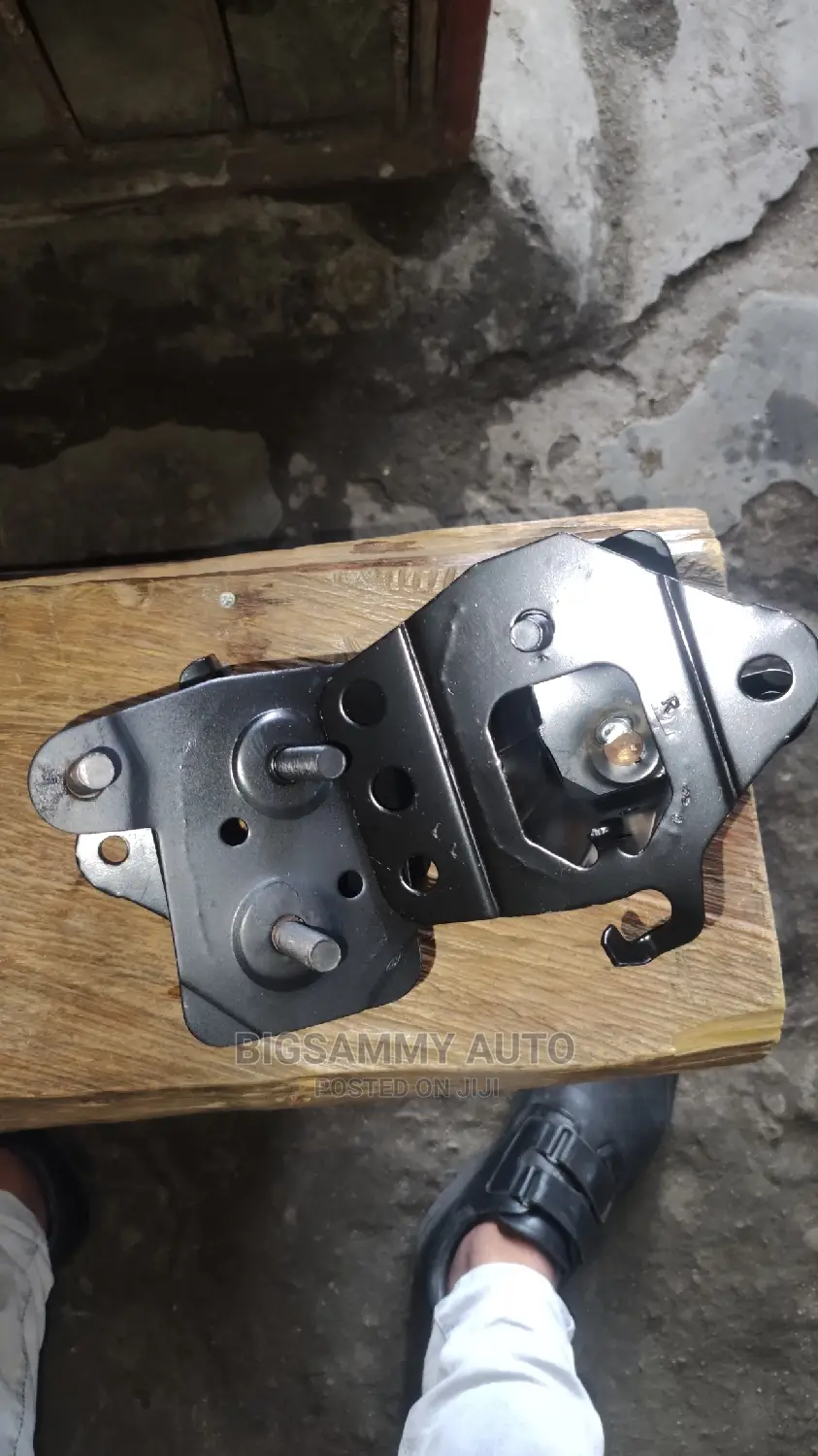 Prado, 4 Runner Front Bumper Mouth