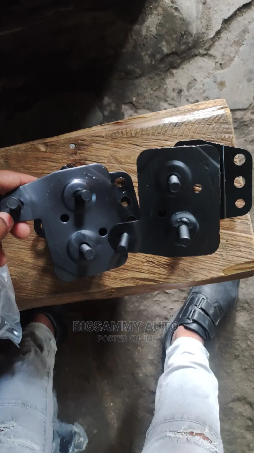Prado, 4 Runner Front Bumper Mouth