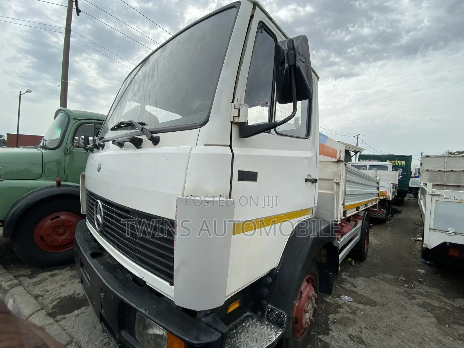Mercedes-Benz 814,Pickup