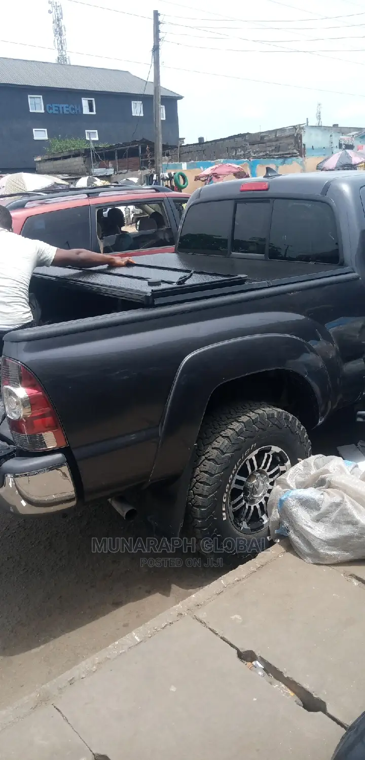Pick Up and Jeep Boot Cover.