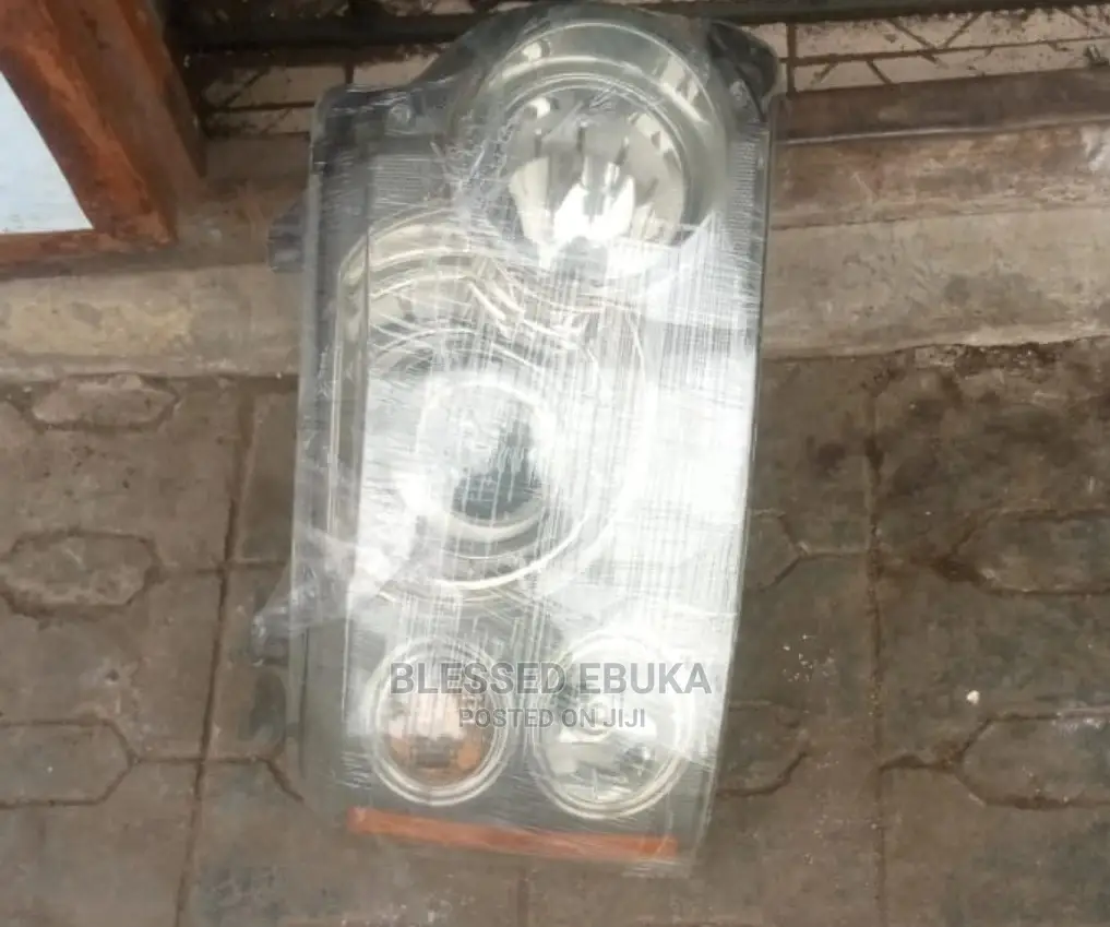 Range Rover Vogue 2006-2009 Head Light